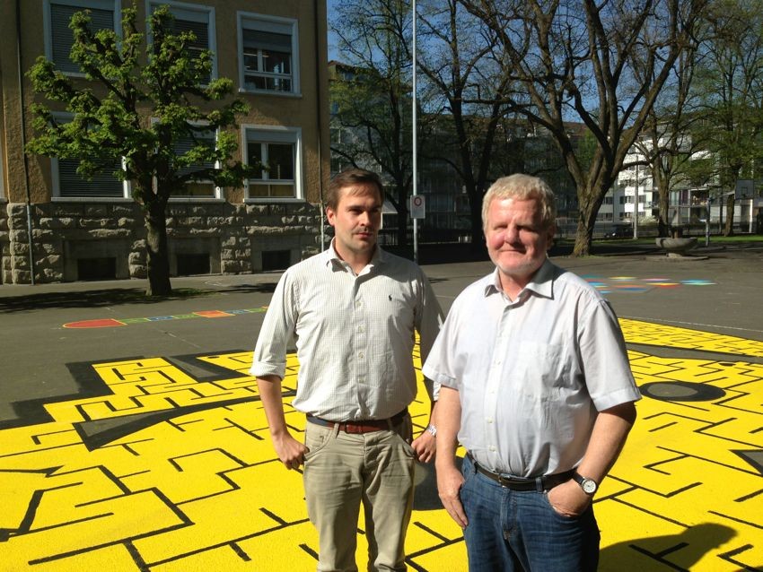 Die Lehrer Philipp Stehli (l.) und Armin Brunner vom Primarschulhaus Moosmatt in Luzern.