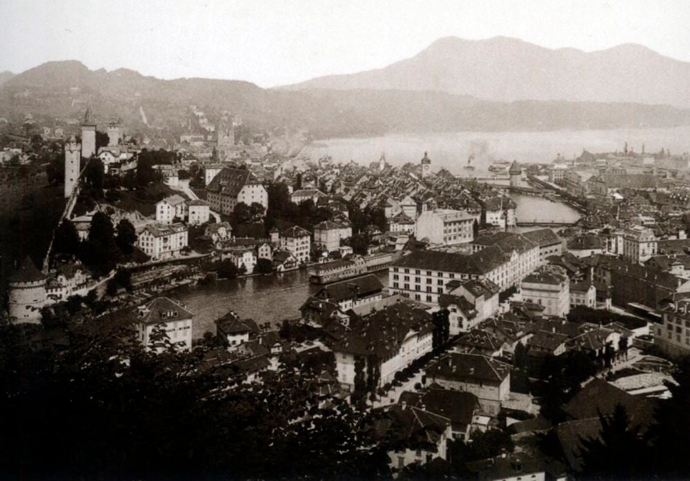 Aussicht vom Gütsch auf die Stadt Luzern im Jahre 1890. (Aus «Luzern in alten Ansichten» © Weltbild Verlag, Olten / © Foto: Stadtarchiv Luzern)