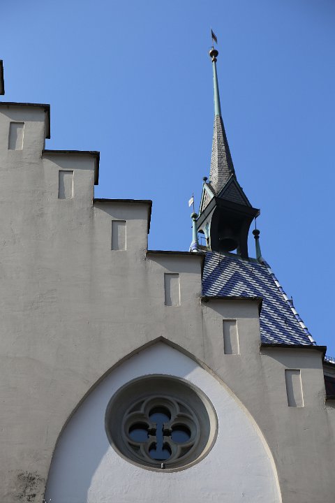 Der Glockenturm vom Zytturm in Zug. (© Raphael Good)