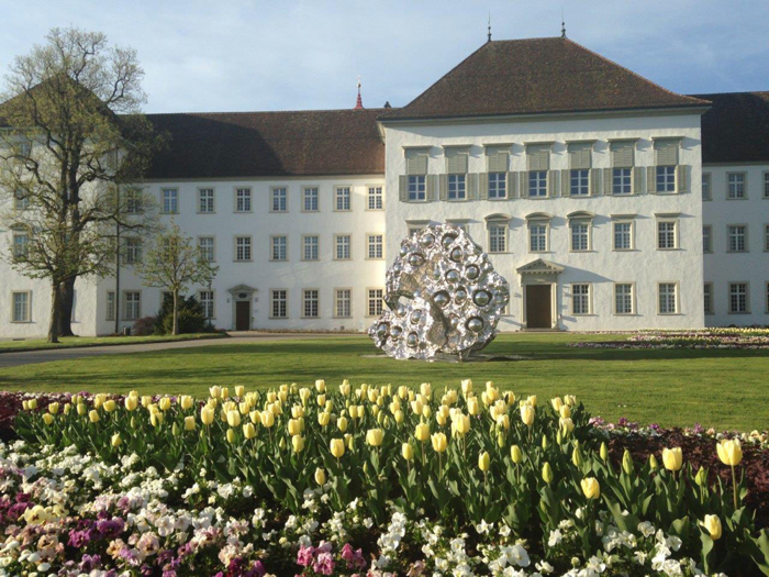 Das unabhängige Kunst- und Kulturzentrum «art-st-urban» organisiert Ausstellungen im Kloster und Klosterpark St. Urban. (zvg)