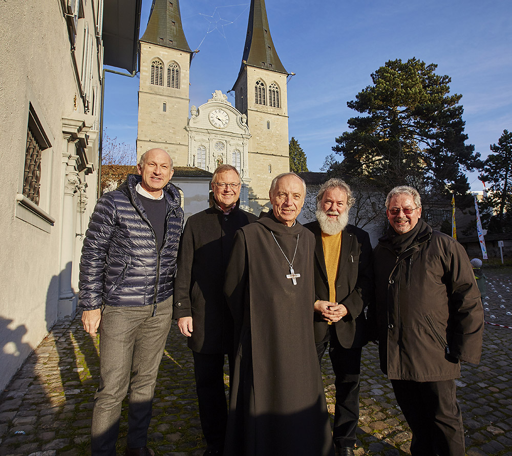 Otto Bachmann, Pater Markus Muff, Abtprimas Dr. Notker Wolf, Wolfgang Sieber und Beat Jung.