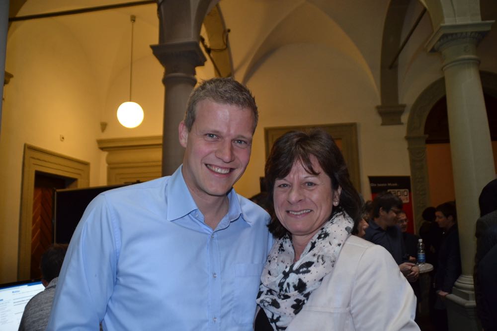 Gewählte Krienser Politiker unter sich: Daniel Piazza (CVP) und Johanna Dalla Bona (FDP).