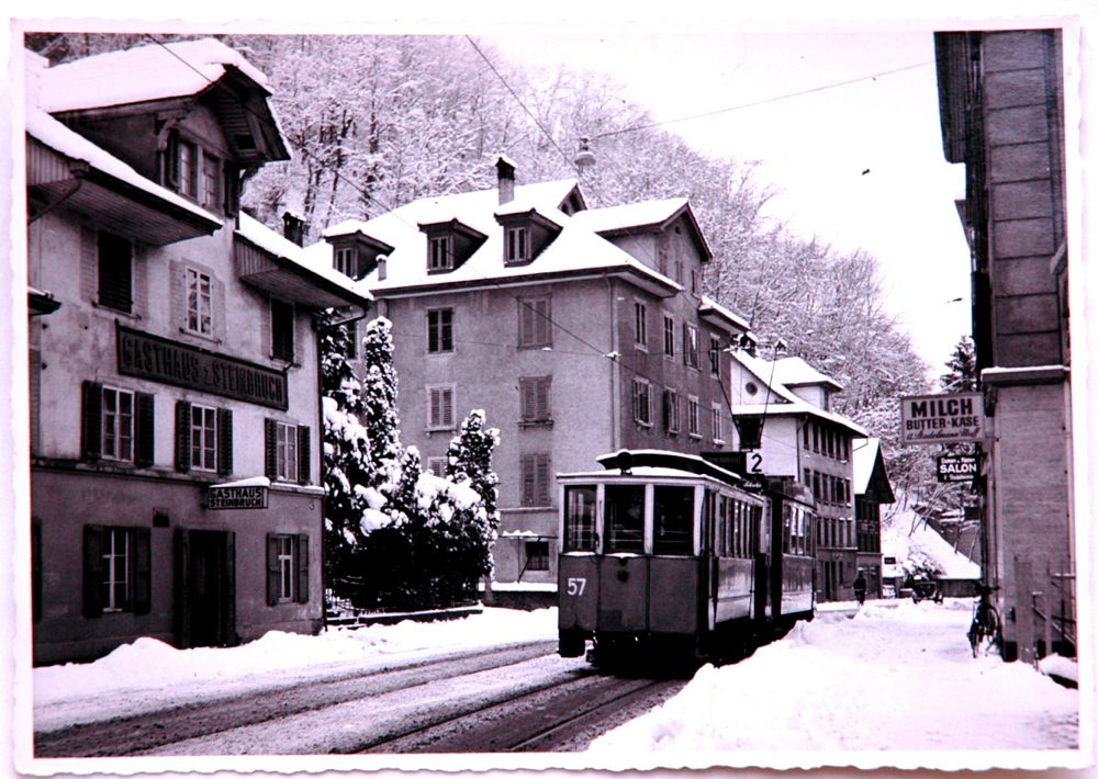 Konkurrenz für die Drosckenfahrer: Das Aufkommen des Trams (hier in der Baselstrasse). (Bild: Stadtarchiv Luzern)