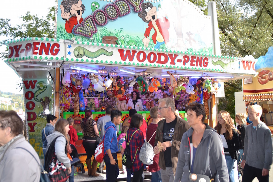 Die Spielbude «Woody-Peng» ist Esther Steys Reich. 