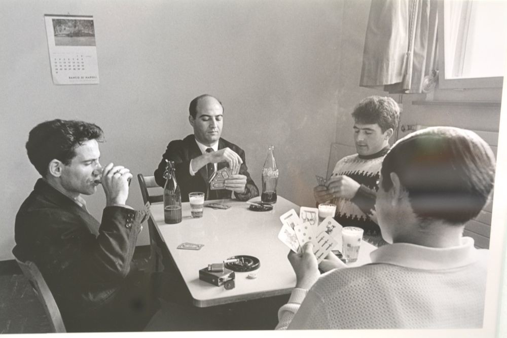 Italienische Gastarbeiter beim Kartenspiel in den Sechzigerjahren.