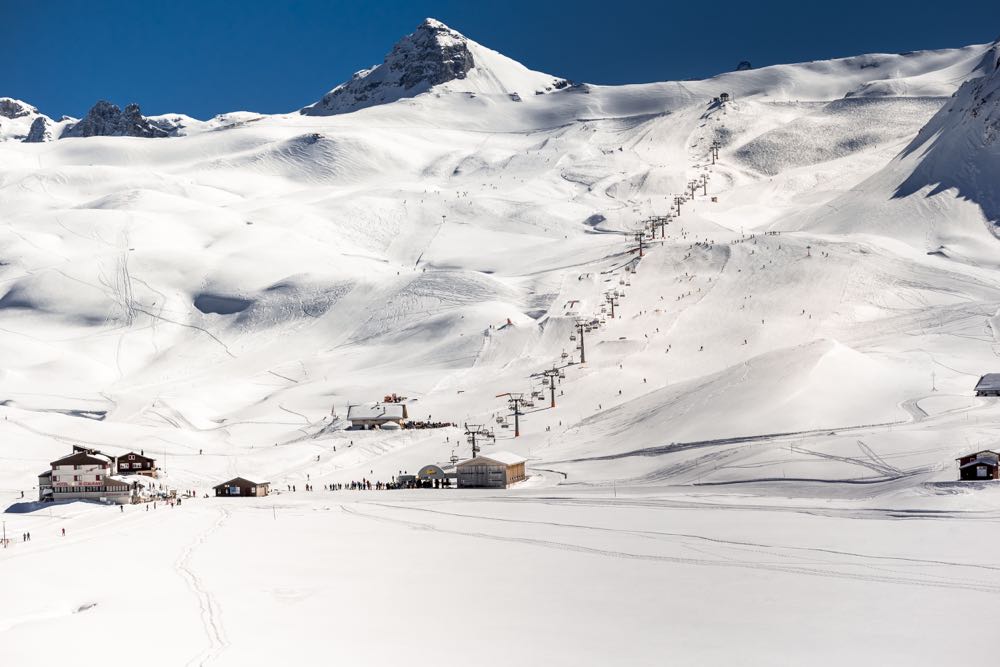 Die Melchsee-Frutt bietet den Wintersportlern aller Generationen viel Abwechslung auf allen Niveaustufen