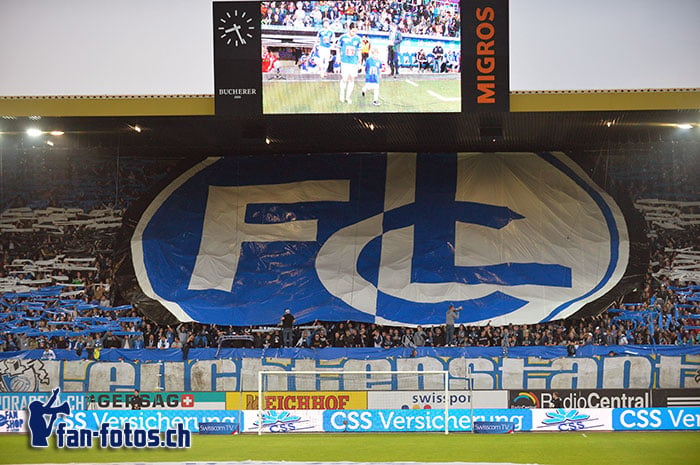 Die FCL-Choreo beim Spiel gegen den FC Sion. (Bild: fcl.fan-fotos.ch / Dominik Stegemann)