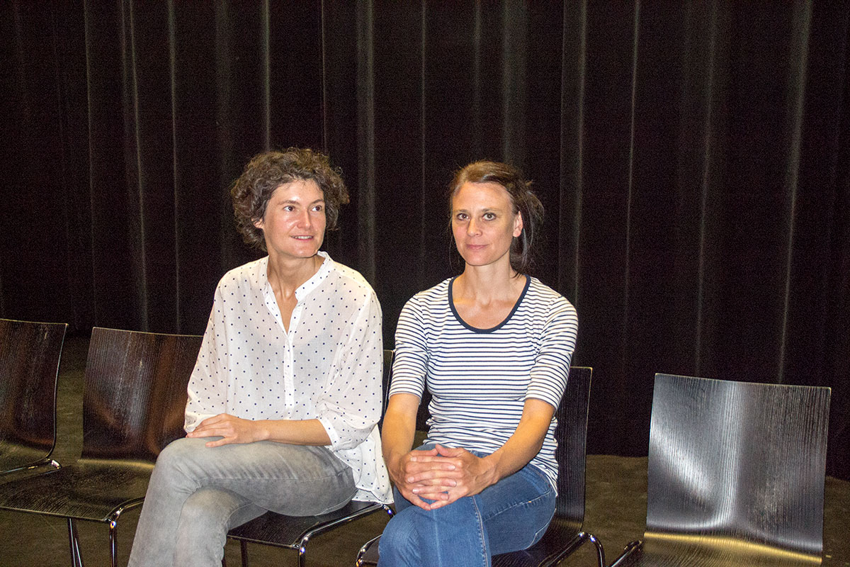 Die Co-Leitung des Kleintheaters: Sonja Eisl (links) und Judith Rohrbach.  (Bild: jwy)