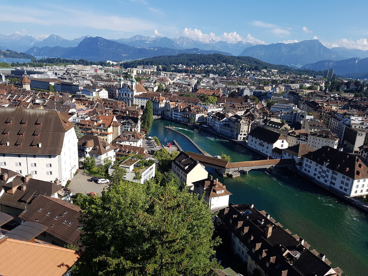 St. Niklaus Single Stadt