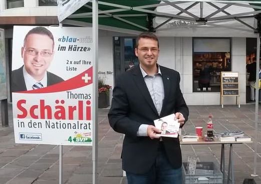 Thomas Schärli an einer Standaktion.