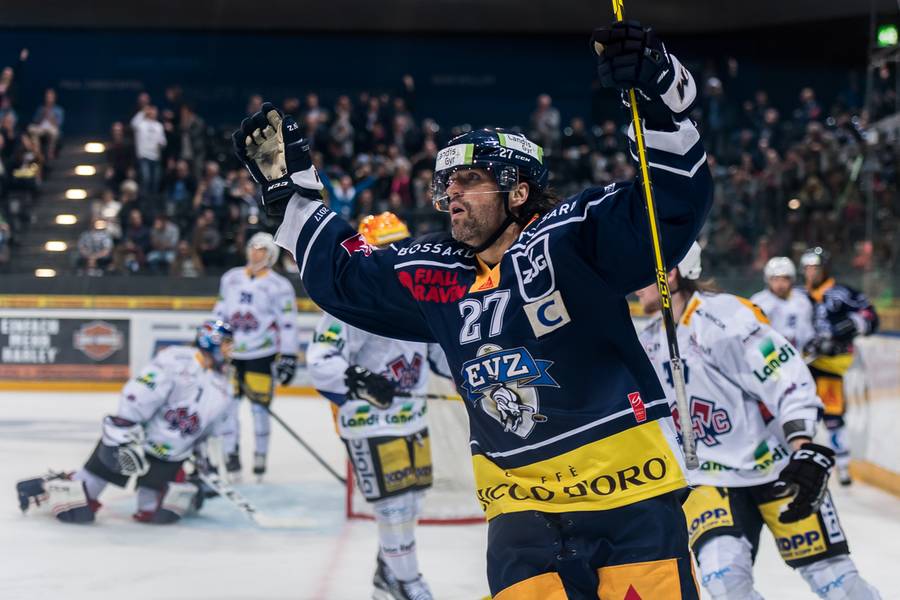 Josh Holden, schiess den EV Zug zum Meistertitel!