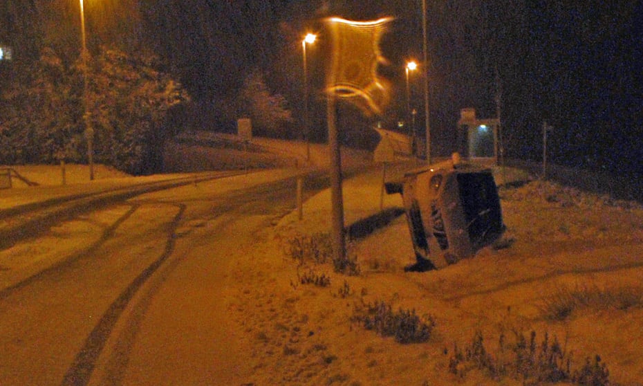 Zwischen Udligenswil und Adligenswil kippte ein Auto.