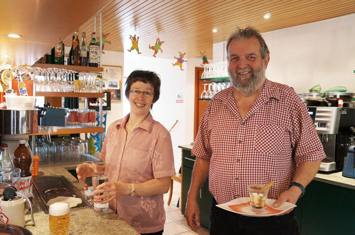 Das Wirtepaar Ursula und Markus Zeller.