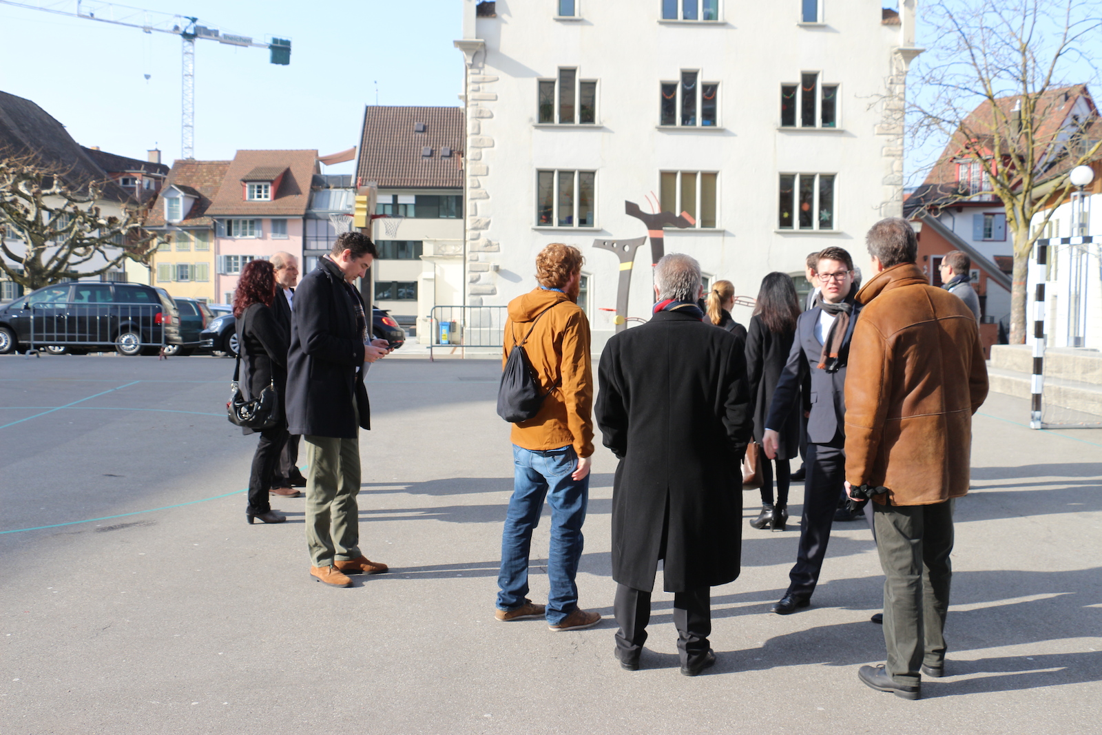 Die Orientierung im Burgbachsaal wurde vor allem von Politikerinnen und Politikern besucht.