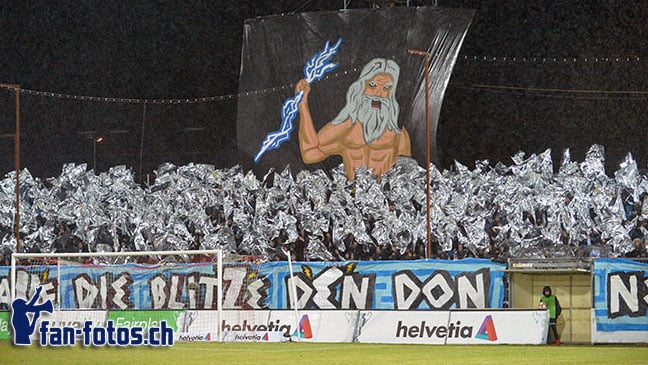 Vor dem Spiel sorgten die FCL-Fans mit einer aufwändigen Choreo für Gänsehaut-Stimmung.