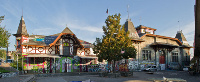 Rund um die Reitschule bei der Schützenmatte in Bern kommt es immer wieder zu teils heftigen Auseinandersetzungen.