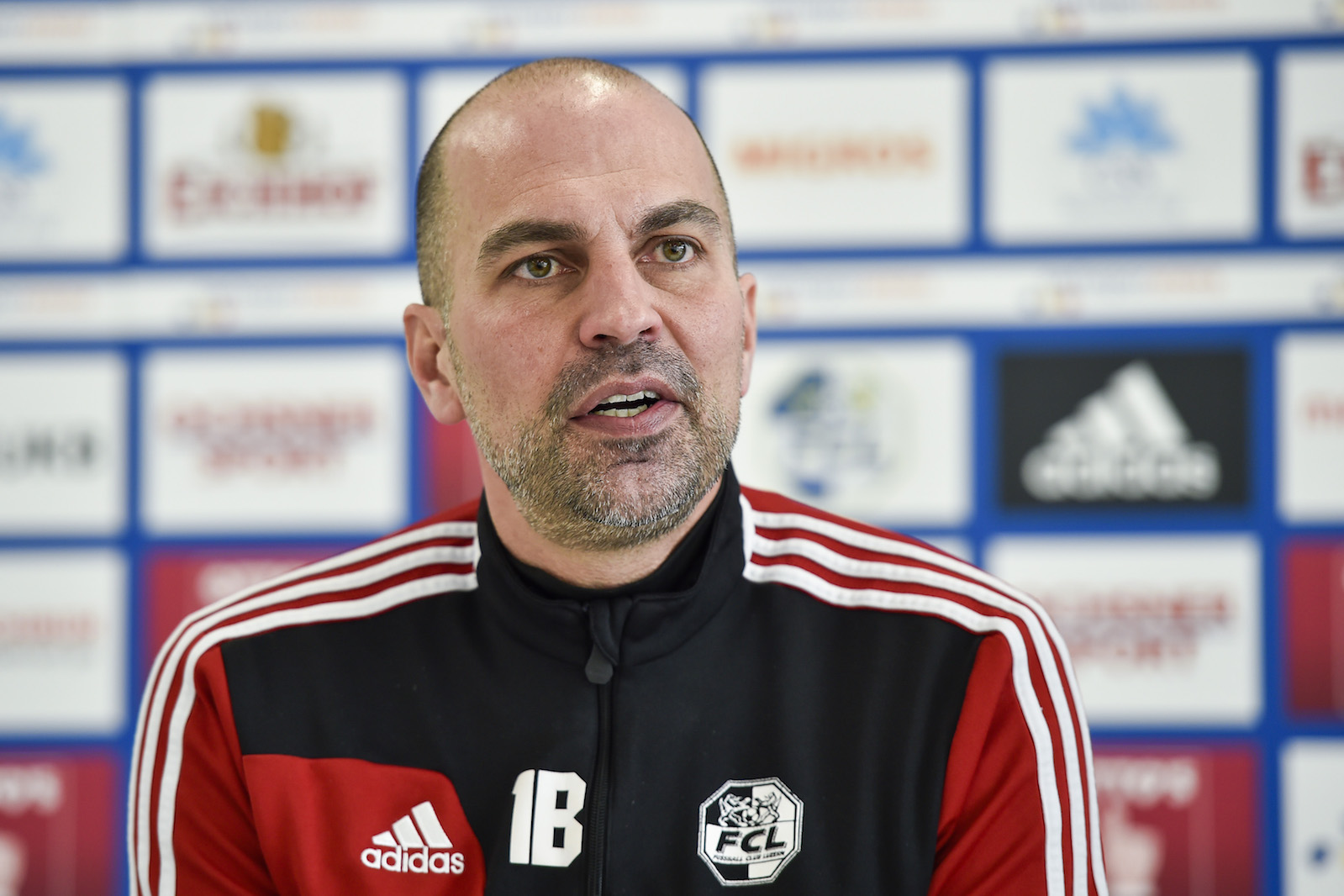 Trainer Markus Babbel stand an der Pressekonferenz Red und Antwort.
