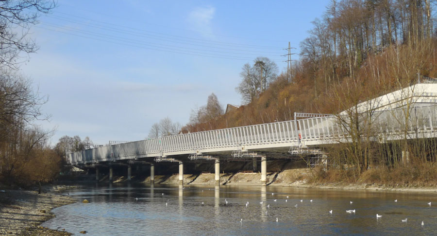 So sieht die Autobahn an der Reuss heute aus.