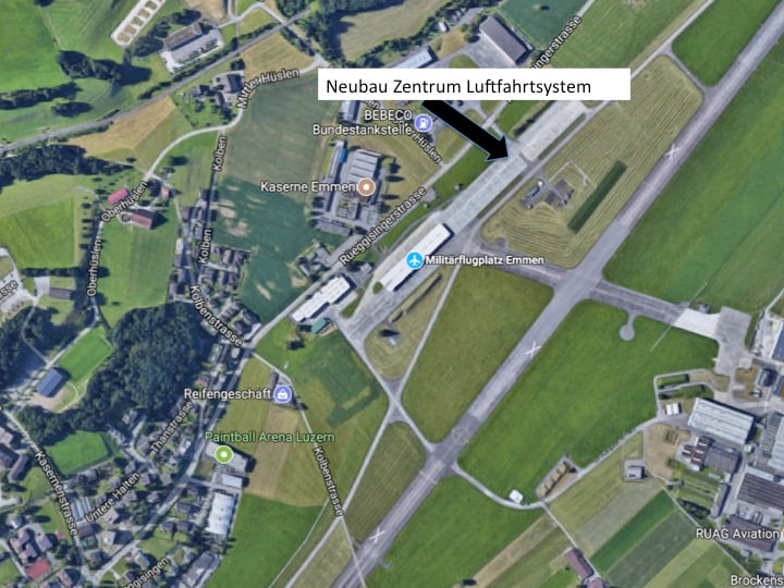 Der Standort des Neubaus auf dem Flugplatz Emmen.