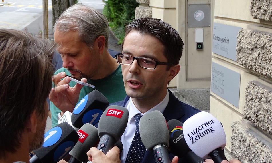 Der ausserordentliche Staatsanwalt Christoph Rüedi nimmt zum Freispruch von Achermann und Bussmann Stellung.