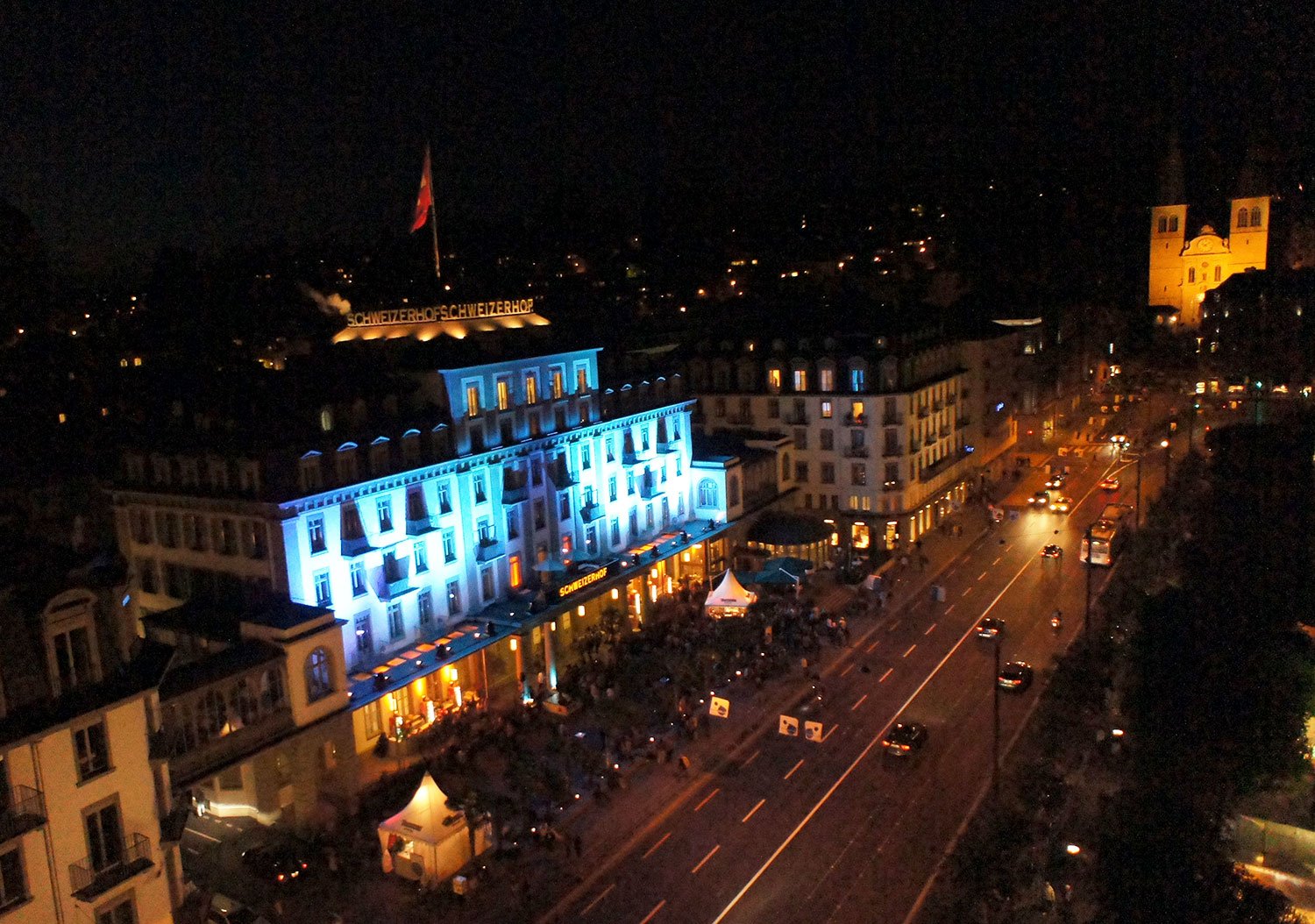 Ort für lange Nächte während des Blue Balls: der Schweizerhof.