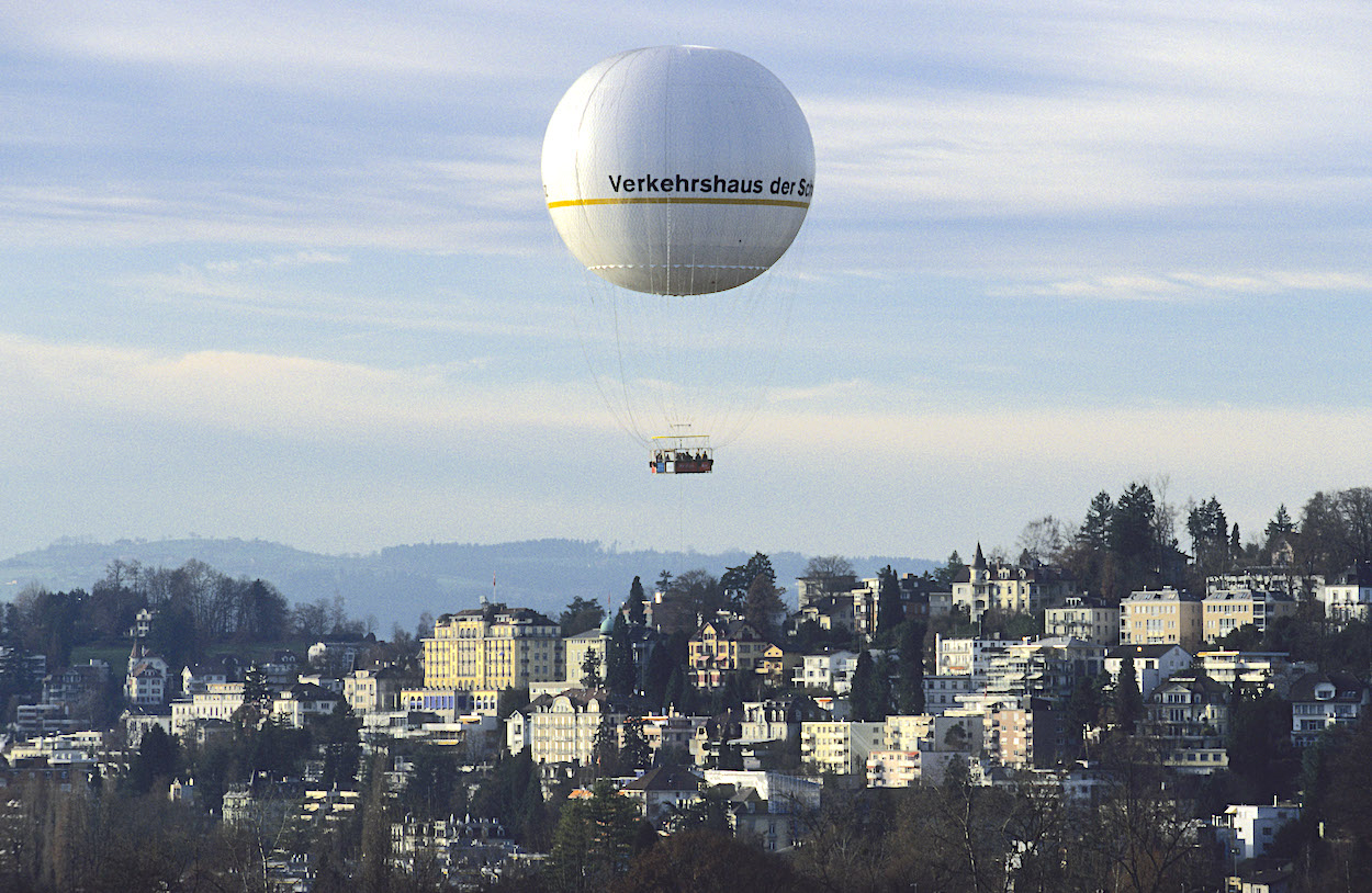 2004 endete ein Unfall mit dem Hiflyer-Ballon des Verkehrshauses für eine indische Touristin tödlich.