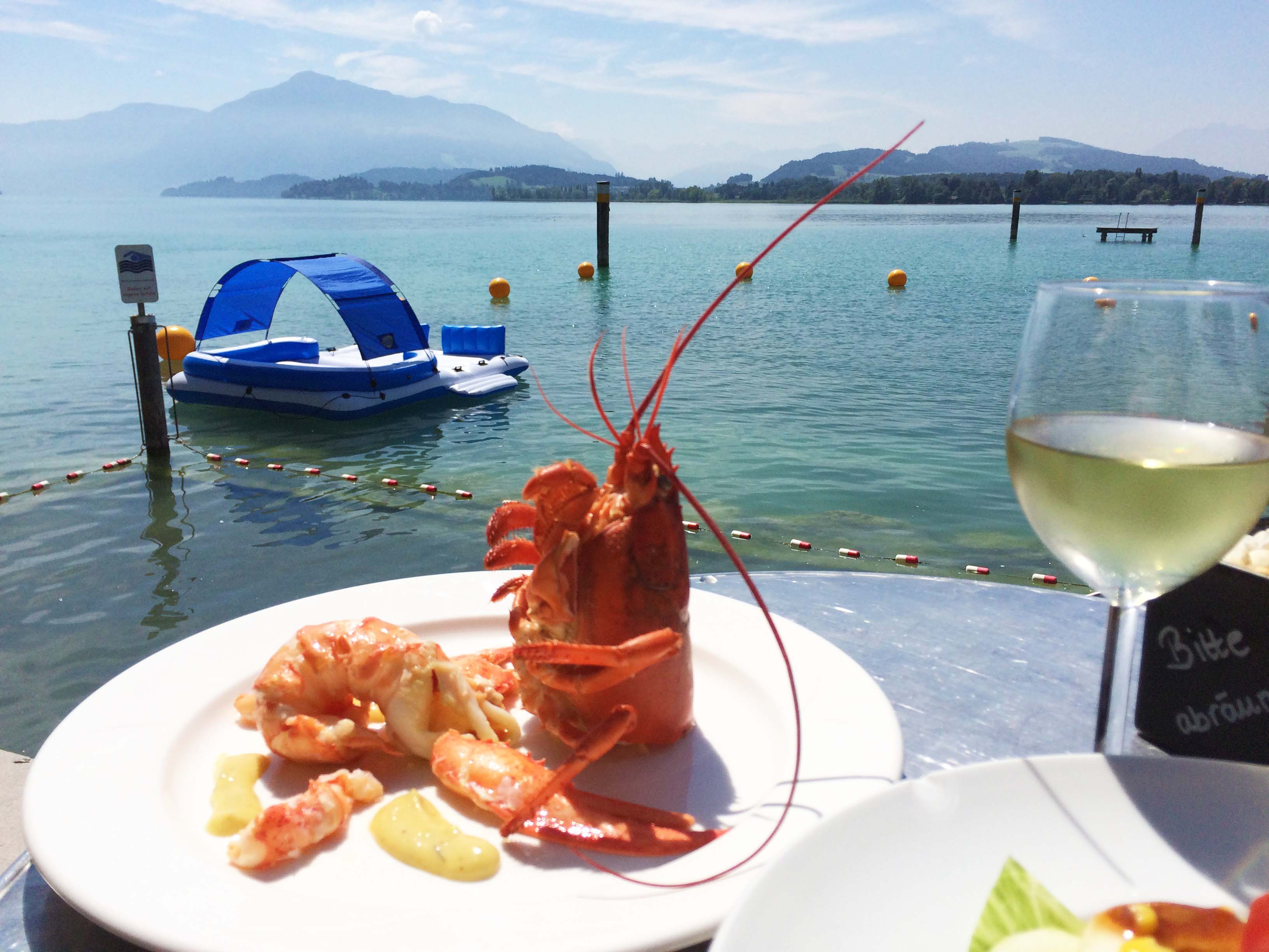 Sogar die Krabbe macht Männchen um die Aussicht zu geniessen.