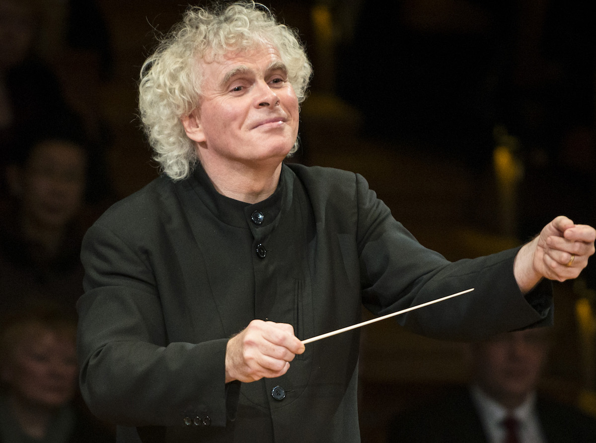 Zweimal mit den Berliner Philharmonikern zu hören: Sir Simon Rattle.