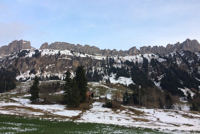 Die Aussicht von der Jagdhütte kann sich sehen lassen.