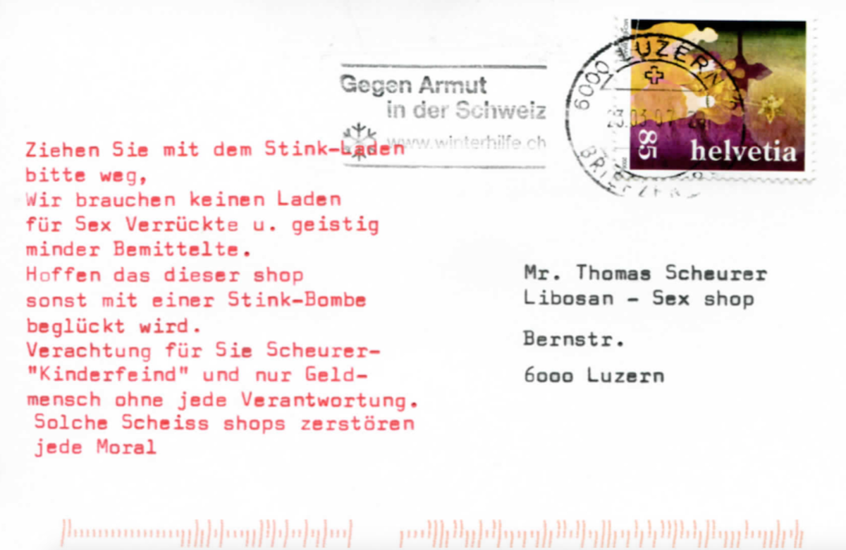 Unter anderem mit dieser Postkarte wurde Ladenbesitzer Thomas Scheurer bedroht.