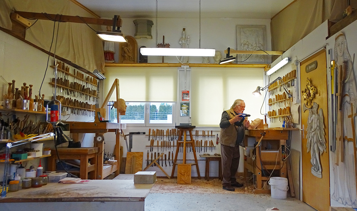Toni Meier in seinem Atelier in der Klösterlistrasse in Kriens.