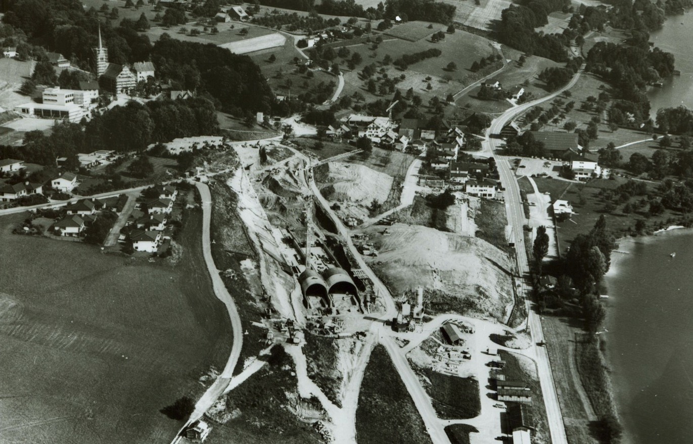 Ende der 80er-Jahre wurde die Autobahn in Eich untertunnelt.