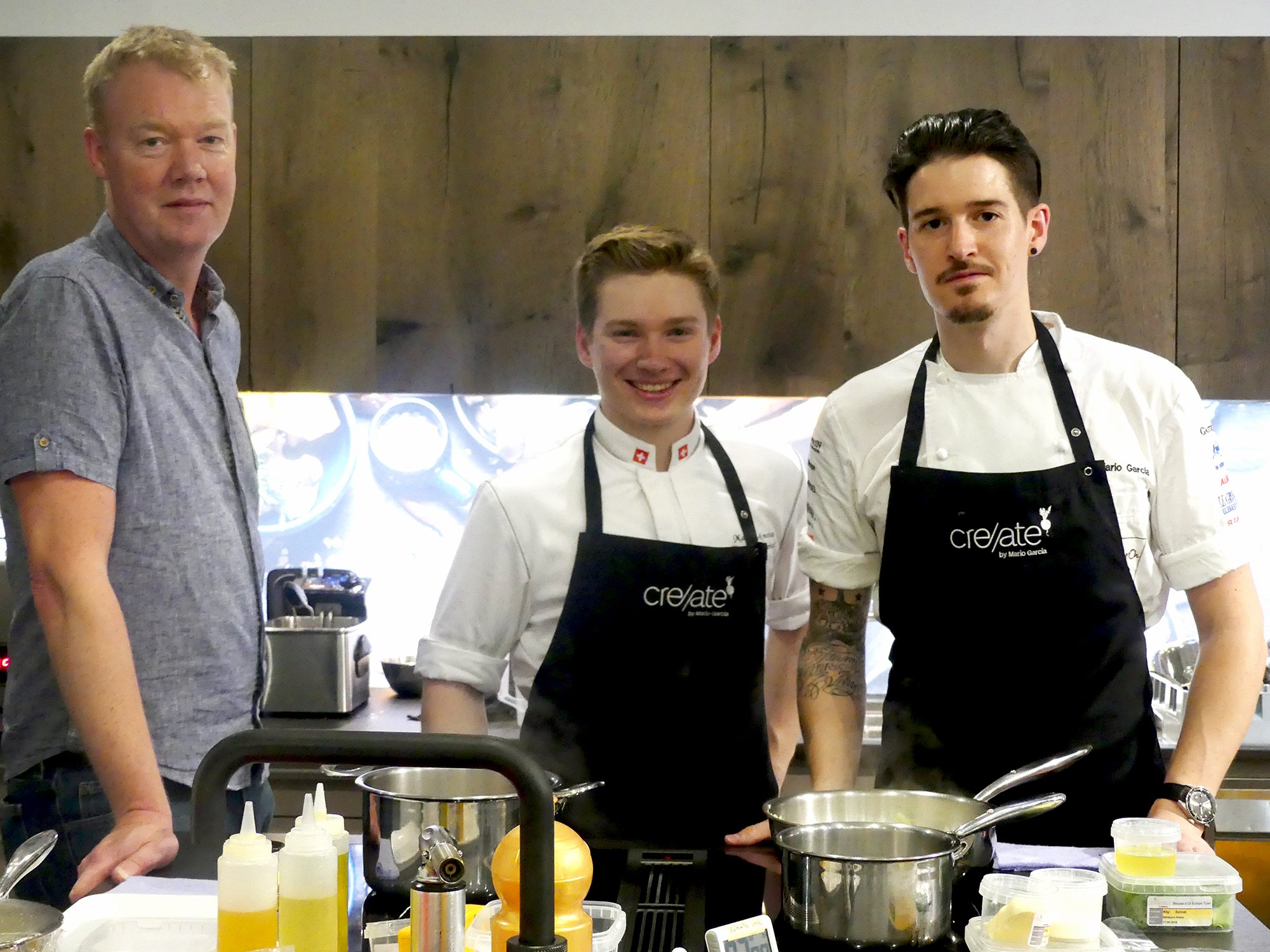 Mario Garcia (rechts) mit seinem Coach Rasmus Springbrunn (links) und seinem Commis Martin Amstutz.