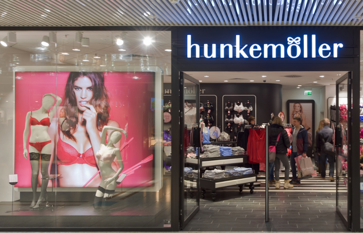 Zwischen erotisch und bieder: So präsentieren sich Hunkemöller-Läden von aussen.