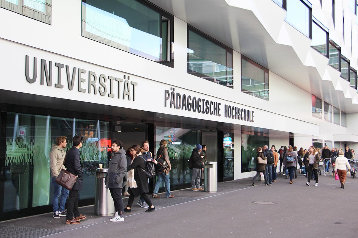 Freistellung an Uni Luzern: Ehemaliger Dekan zeigt sich bestürzt