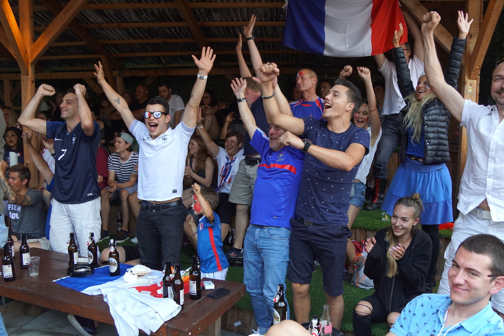 Wie die Allianz der Frankophilen in Luzern den WM-Triumph erlebt