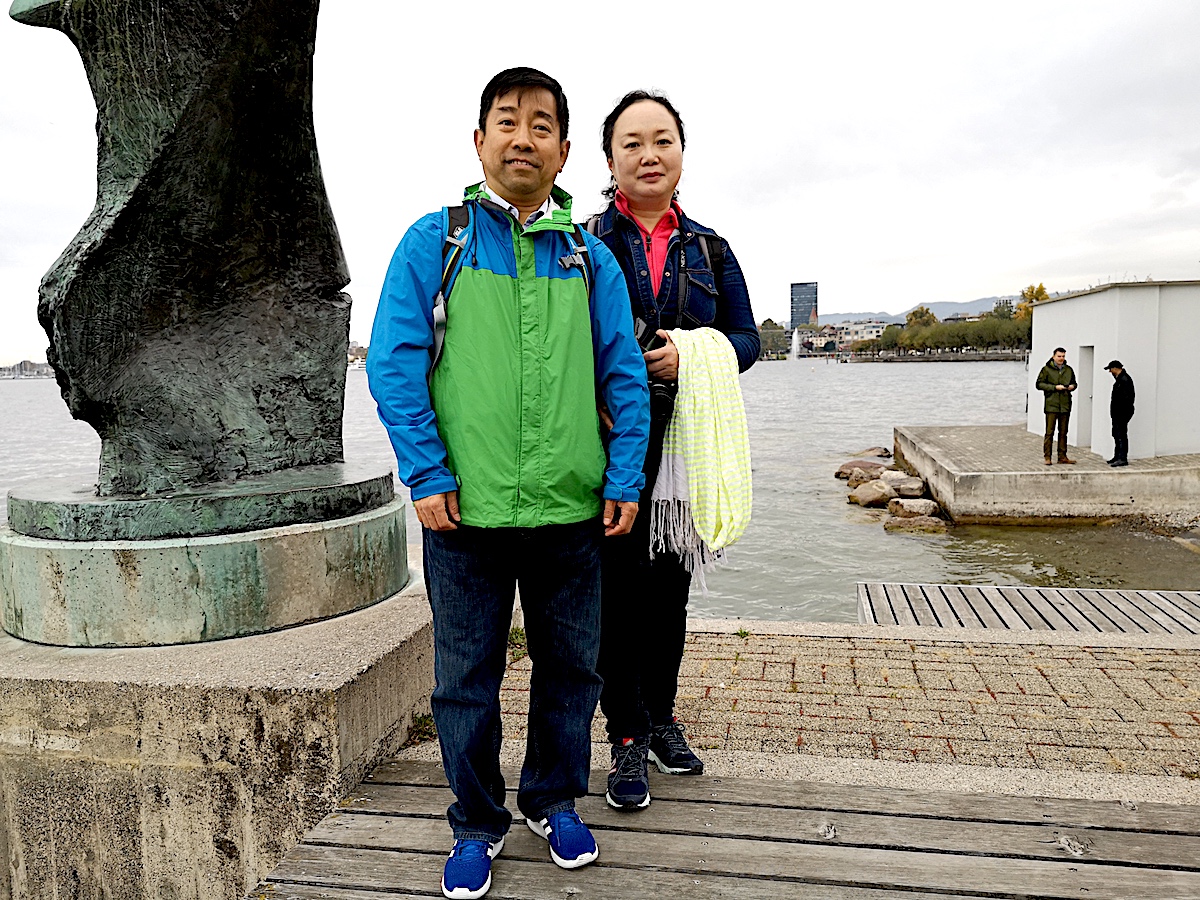 Was für chinesische Touristen die Kapellbrücke in Luzern ist, ist in Zug das Strandbad Seeliken.