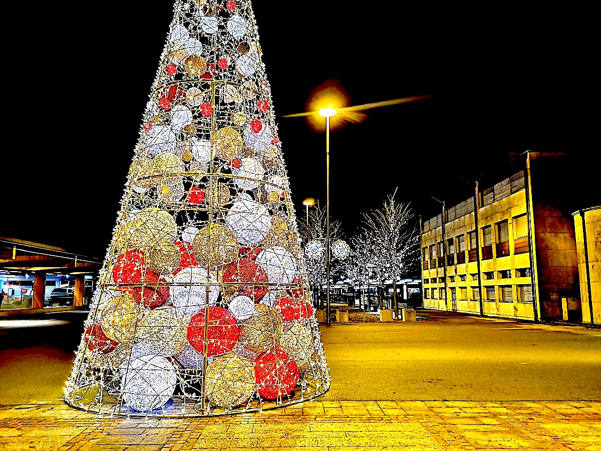 Hier wird die Weihnachtsbeleuchtung auf die Spitze getrieben zentralplus