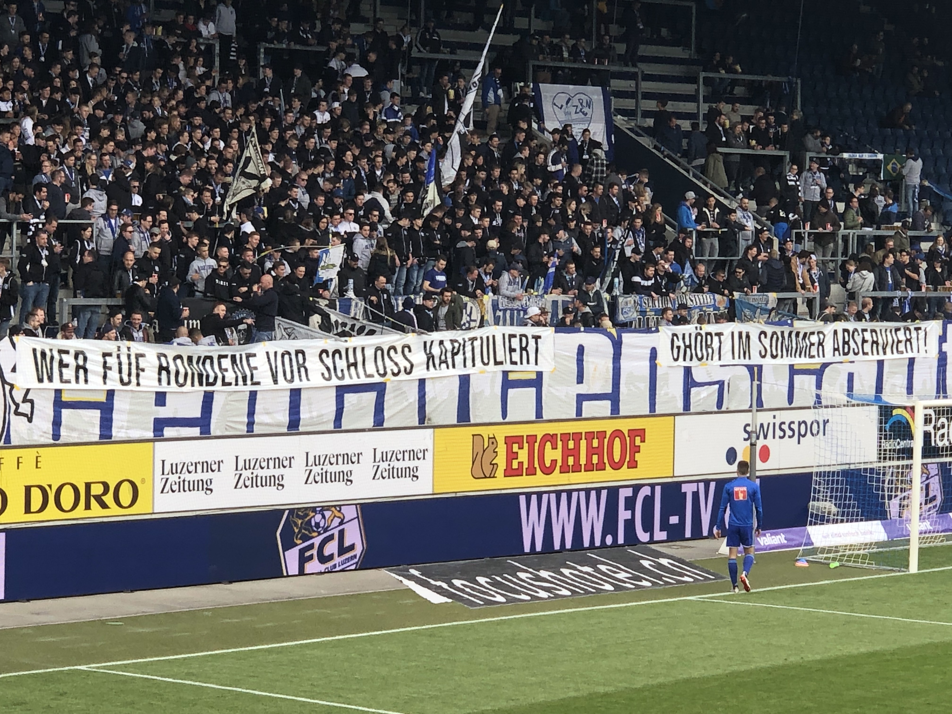 Mit diesem Spruchband verschafften die FCL-Fans ihrem Unmut gegenüber Häberlis Aussagen Luft.