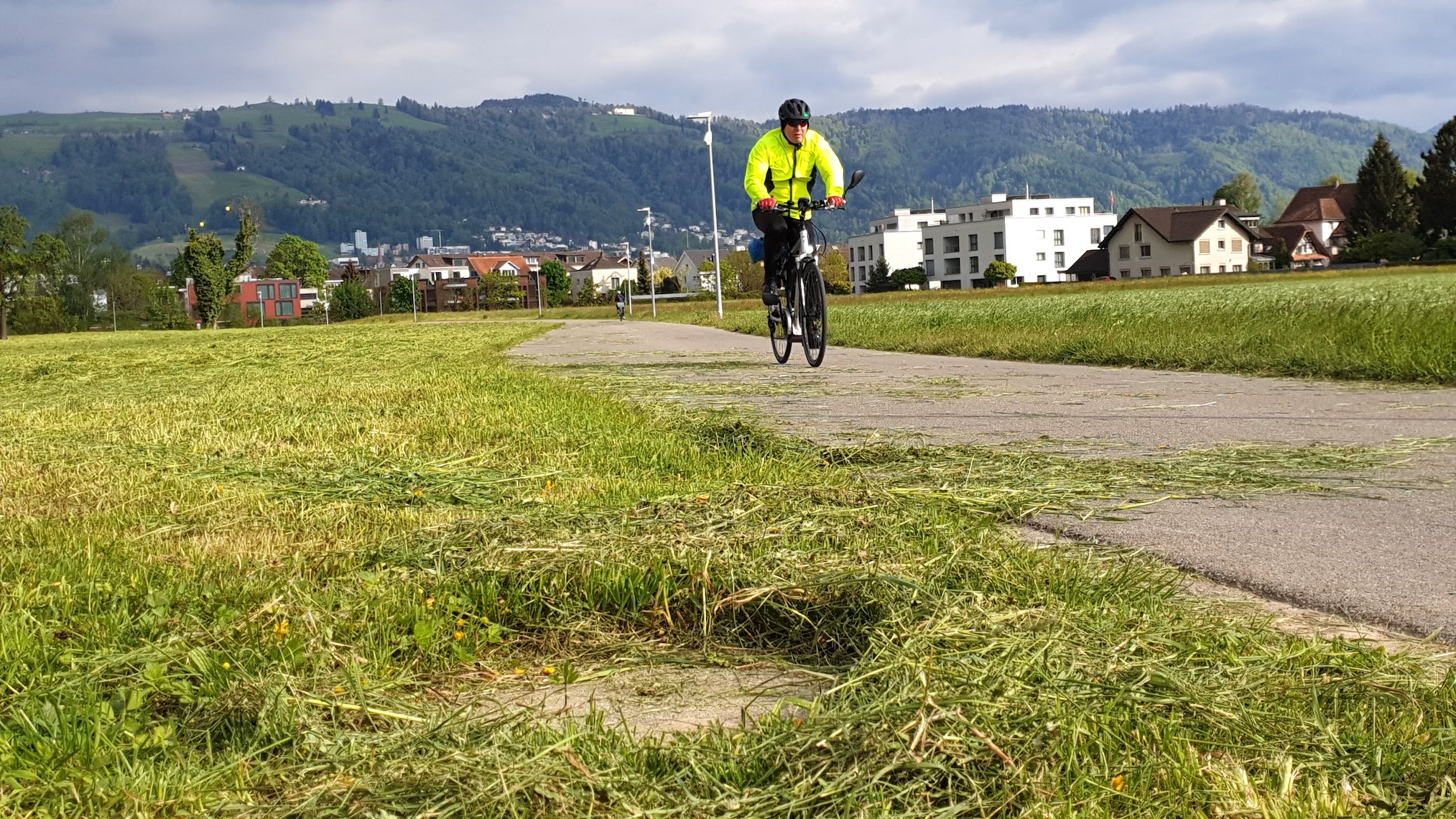 Kanalisation vorhanden: Hier entstehen die Duschen des temporären Campingplatzes.