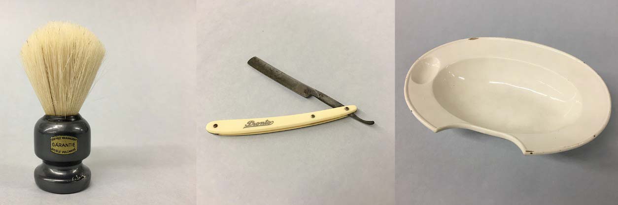 links: Rasierpinsel, 1. Hälfte 20. Jh. Mitte: Rasiermesser, 1. Hälfte 20. Jh. rechts: Ovales Rasierbecken, mit Haltevertiefung für den Daumen an der linken Seite, 1820 – 1880