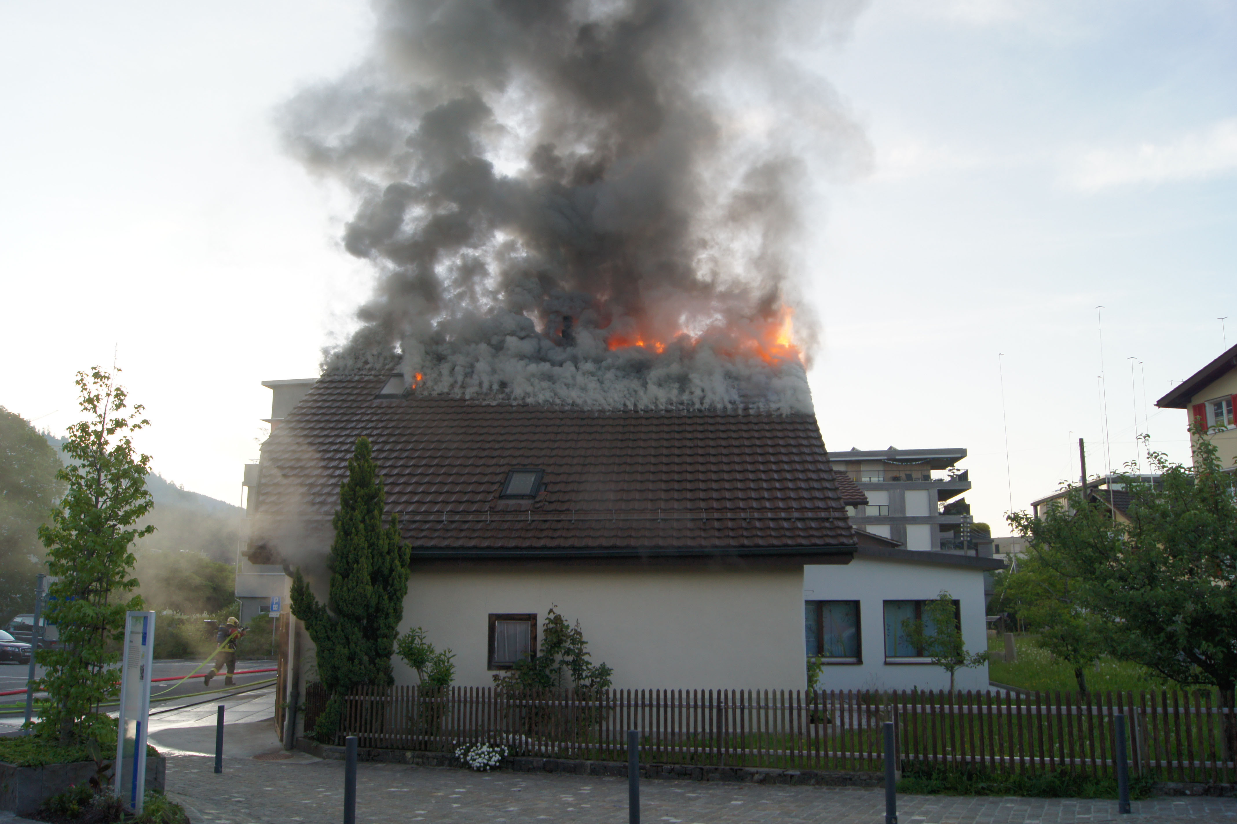 Beim Brand in Unterägeri wurde niemand verletzt.