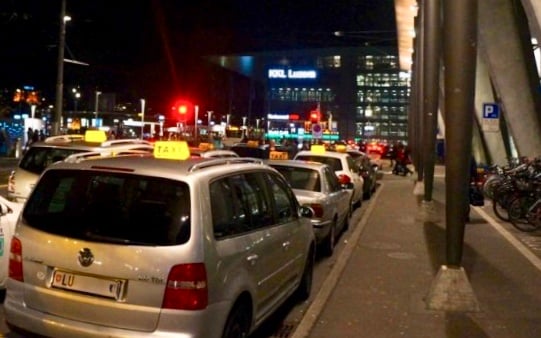 Gibt es eine Sicherheitslücke im Luzerner Taxireglement?