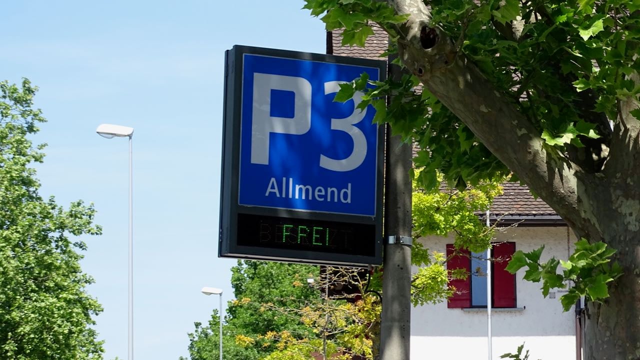Parkplatz Allmend / Messe P3