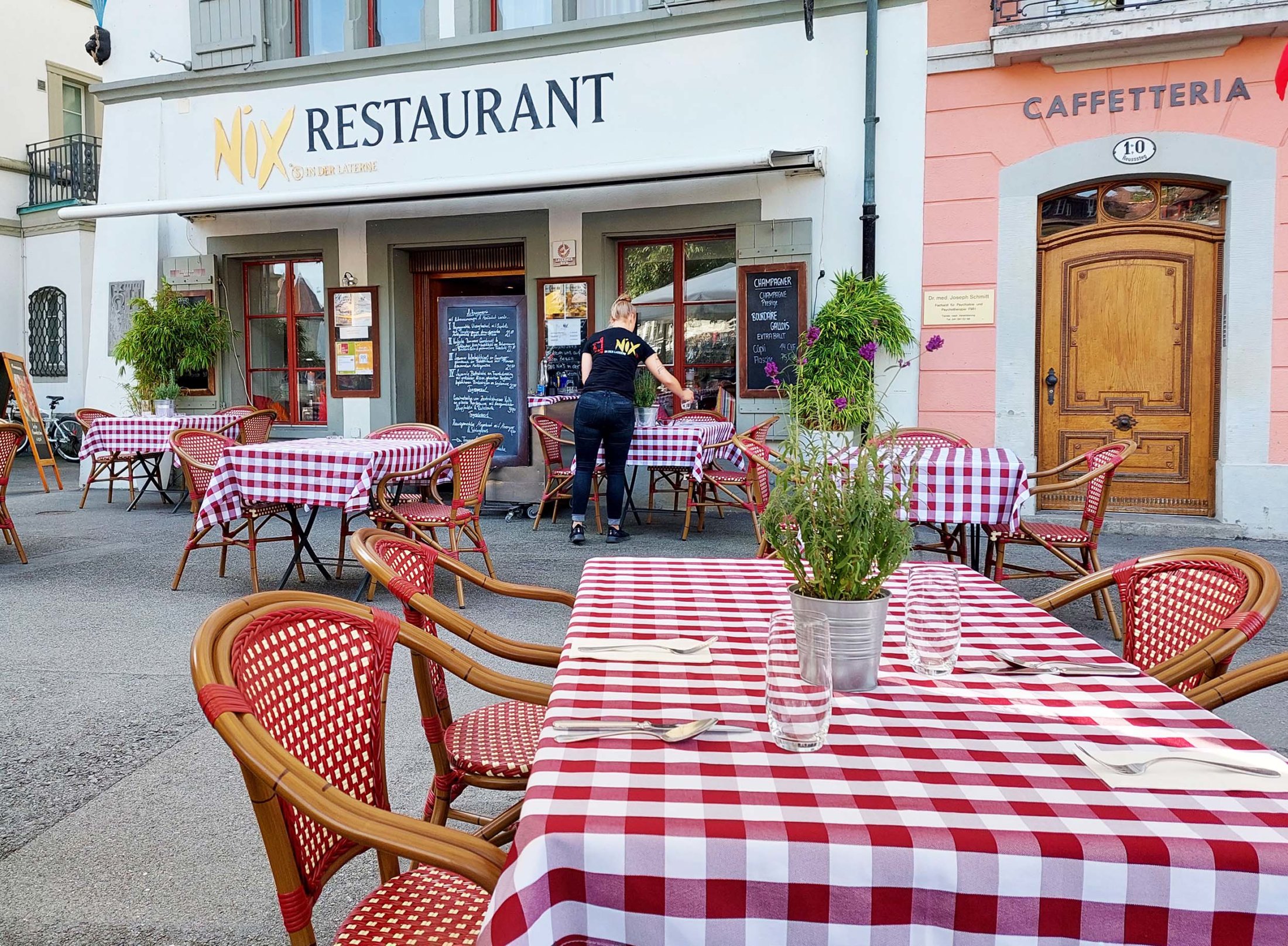 nix_in_der_laterne_luzern_restaurant_aussen