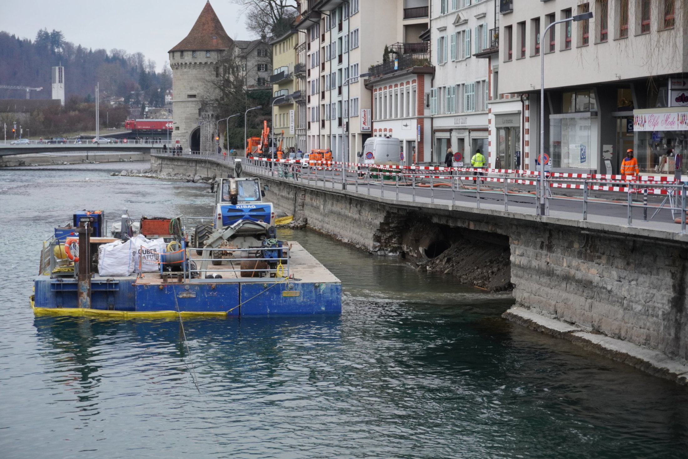 Unfall auf Baustelle St. Karliquai Luzern