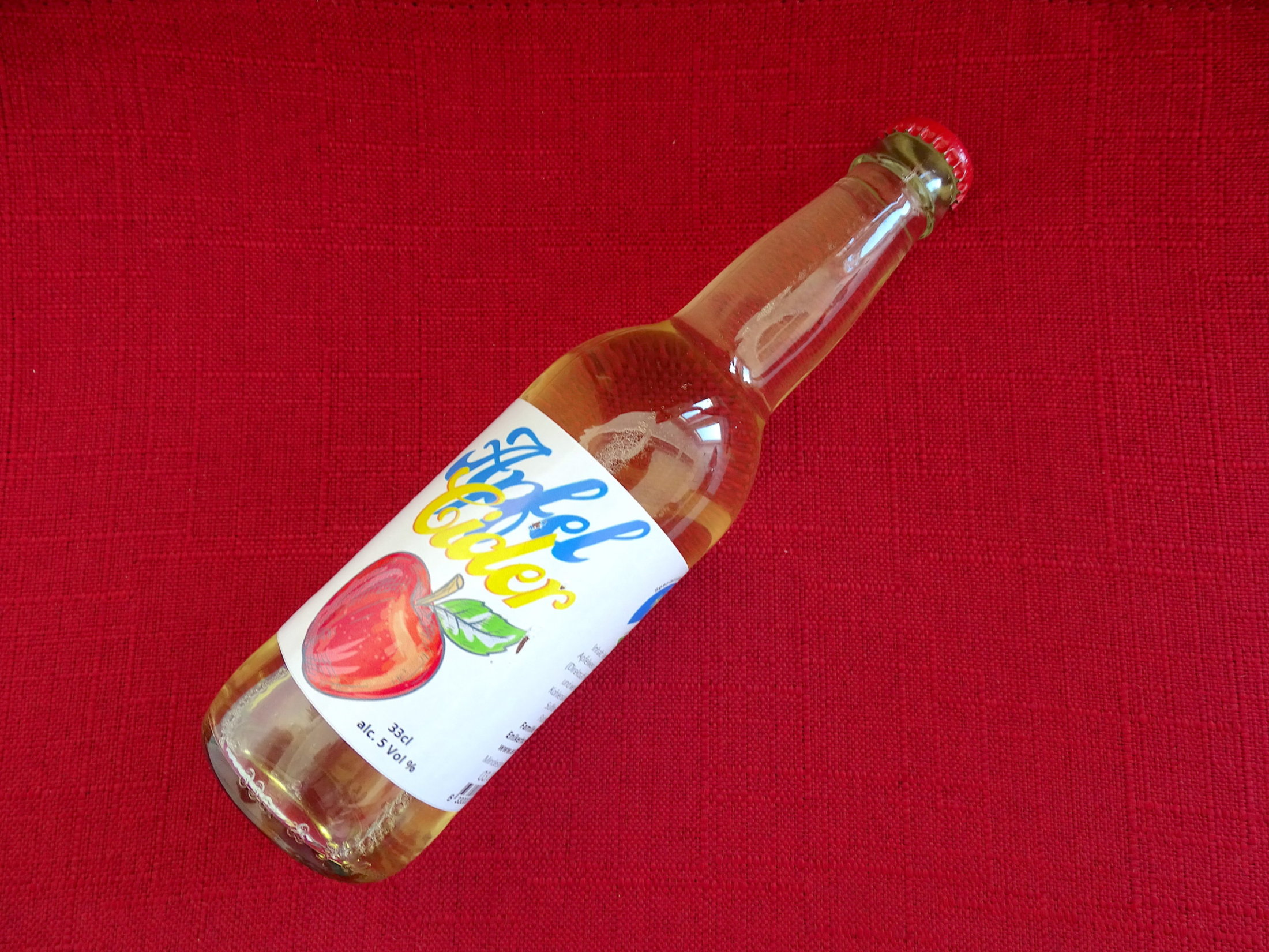 Apfel Cider des Enikerhofs.