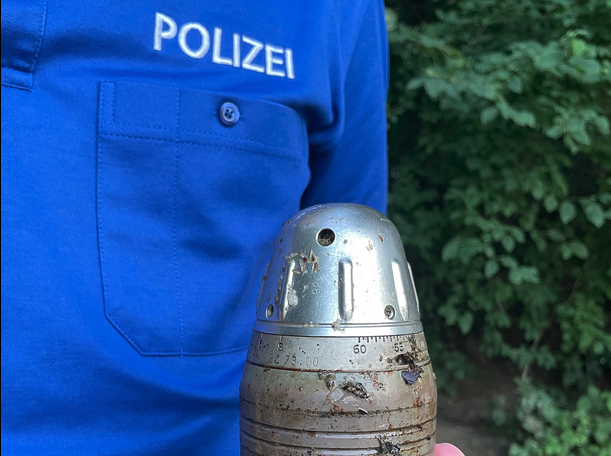 Luzerner Polizei fischt Granaten-Bestandteile aus Reuss